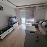 Stan Blizu Panonskih Jezera