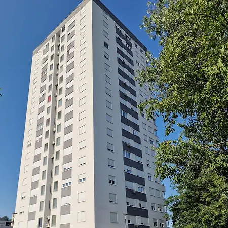 Stan Blizu Panonskih Jezera Daire