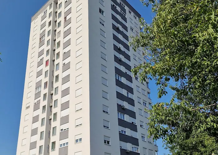 Stan Blizu Panonskih Jezera Daire